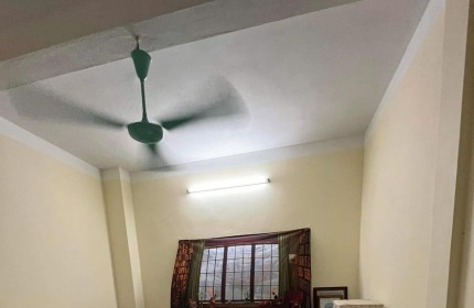 Cho thuê Ở NHÓM 4 NGƯỜI, HỘ GĐ nhà Nguyên căn ngõ Kim Hoa, 20m2 - 3 tầng - 2 ngủ - 8 triệu